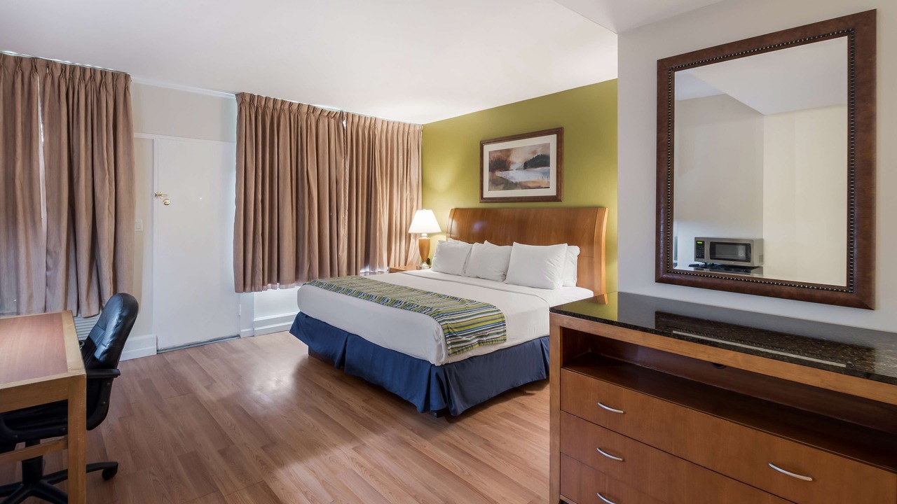 Photo of Bedroom in Painted Post