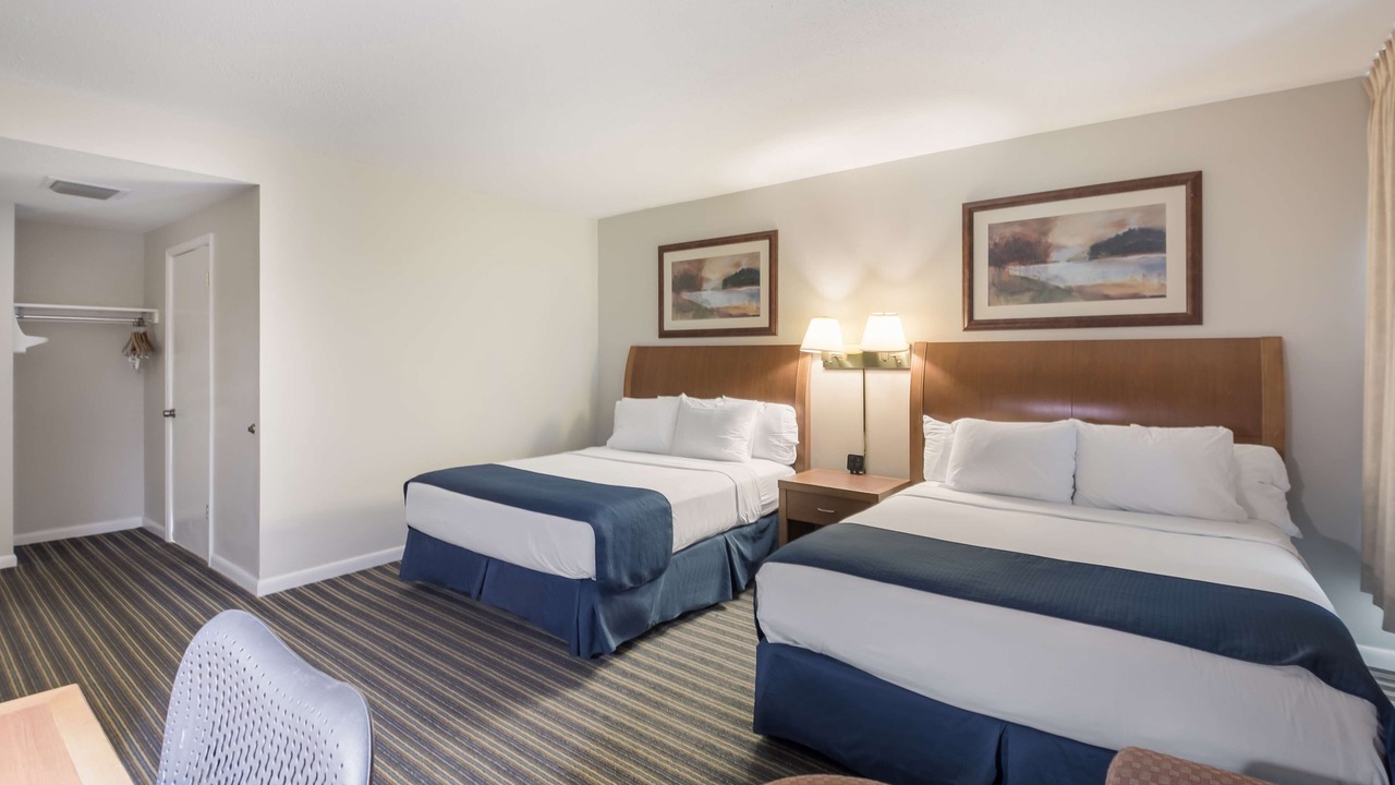 Photo of Bedroom in Painted Post