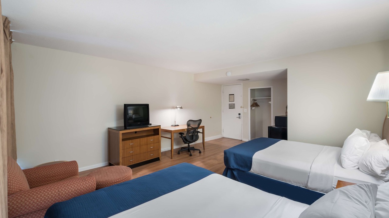 Photo of Bedroom in Painted Post