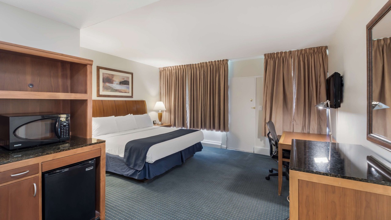 Photo of Bedroom in Painted Post