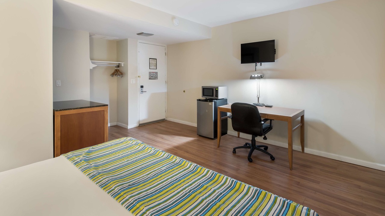 Photo of Bedroom in Painted Post