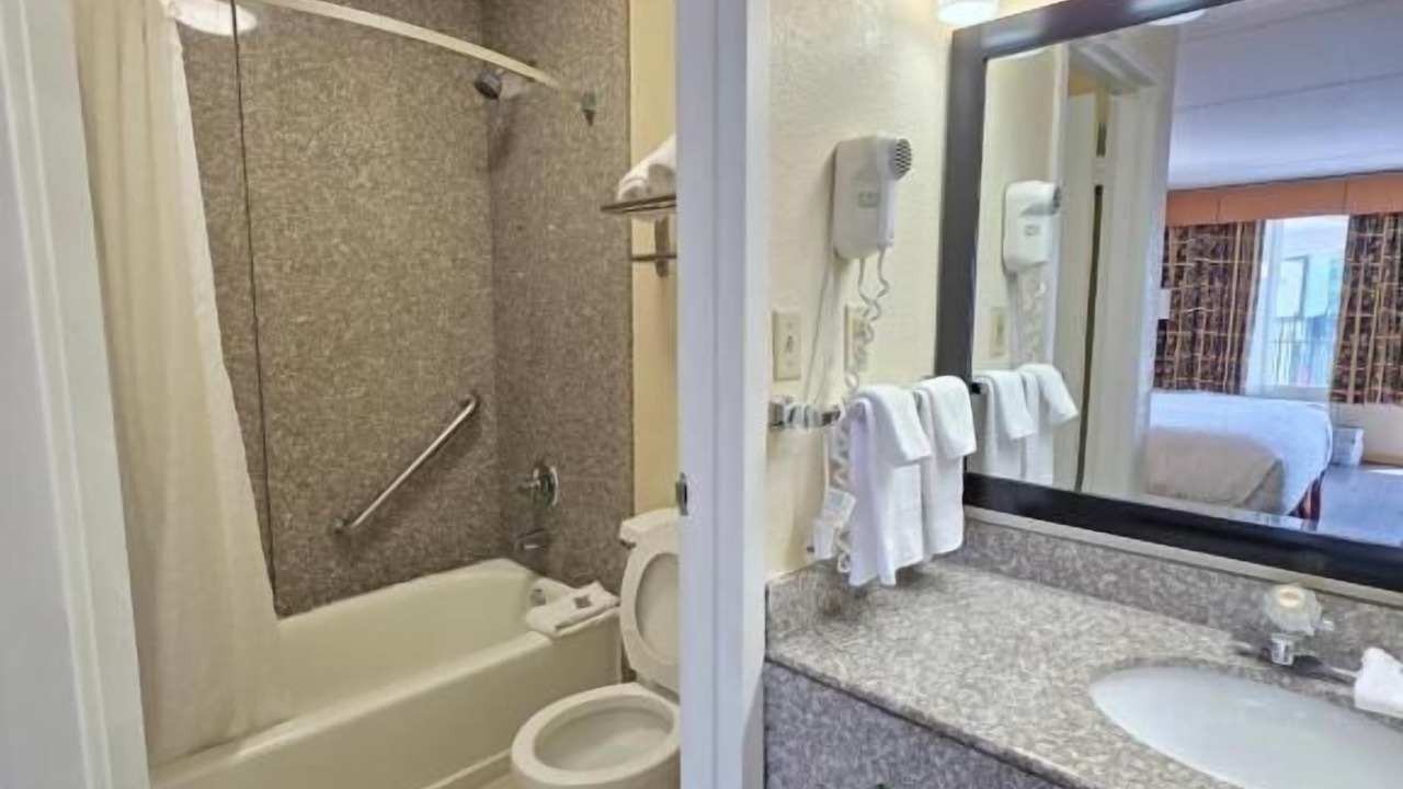 Photo of Others in Tyner