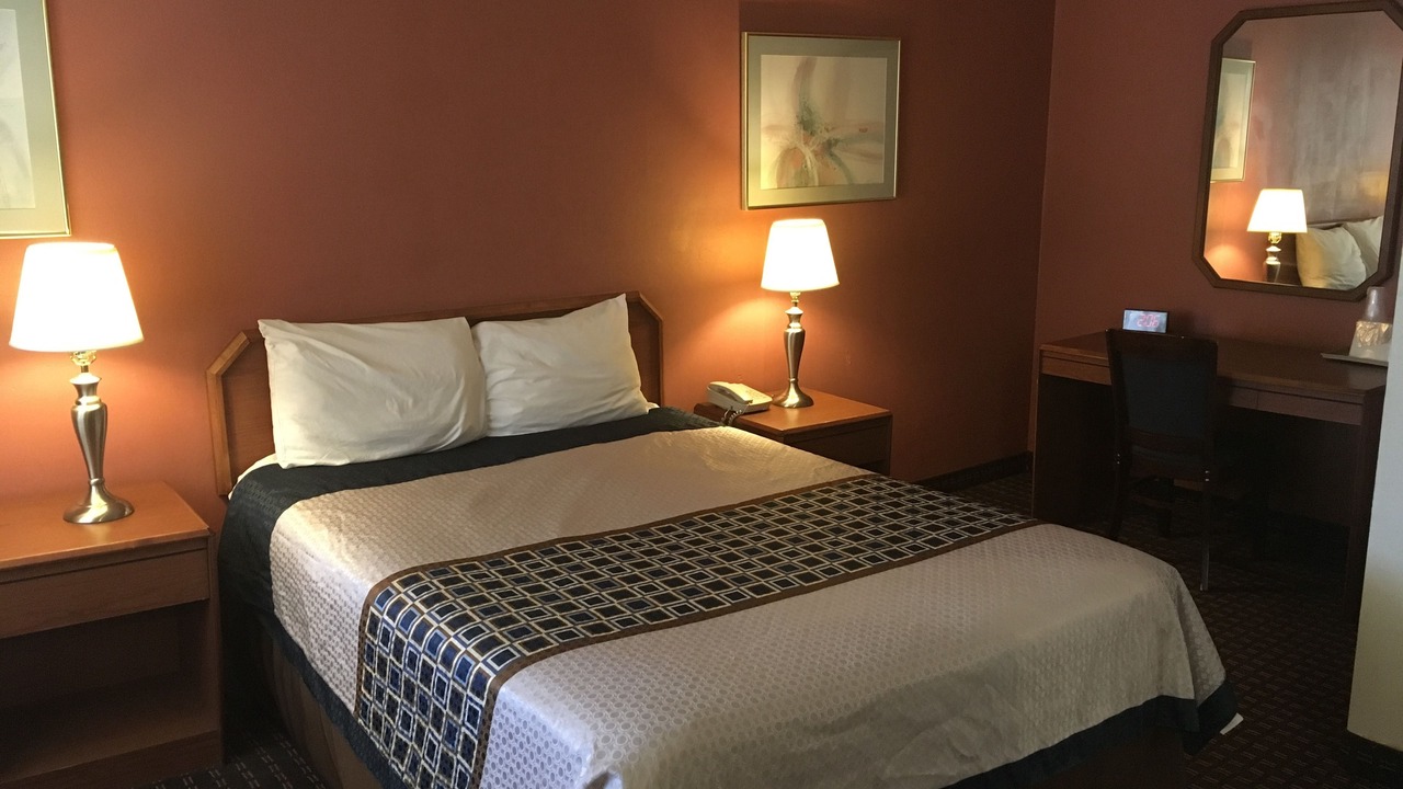 Photo of Bedroom in Liberal
