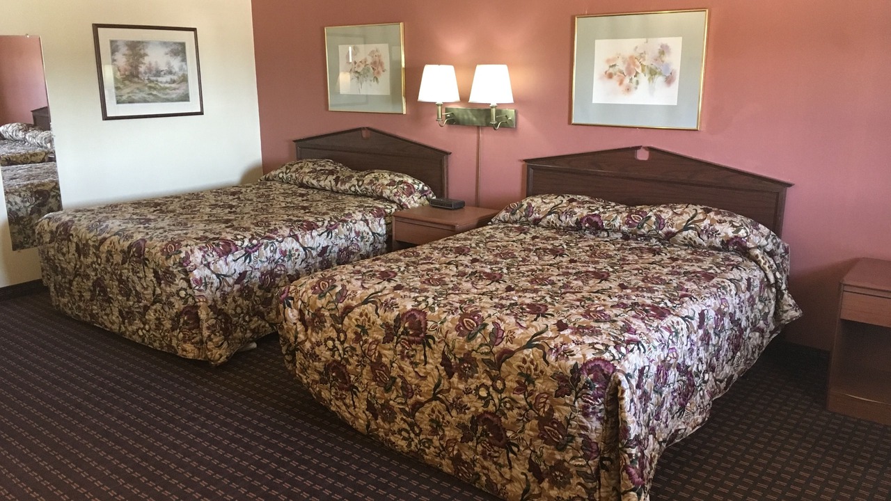 Photo of Bedroom in Liberal
