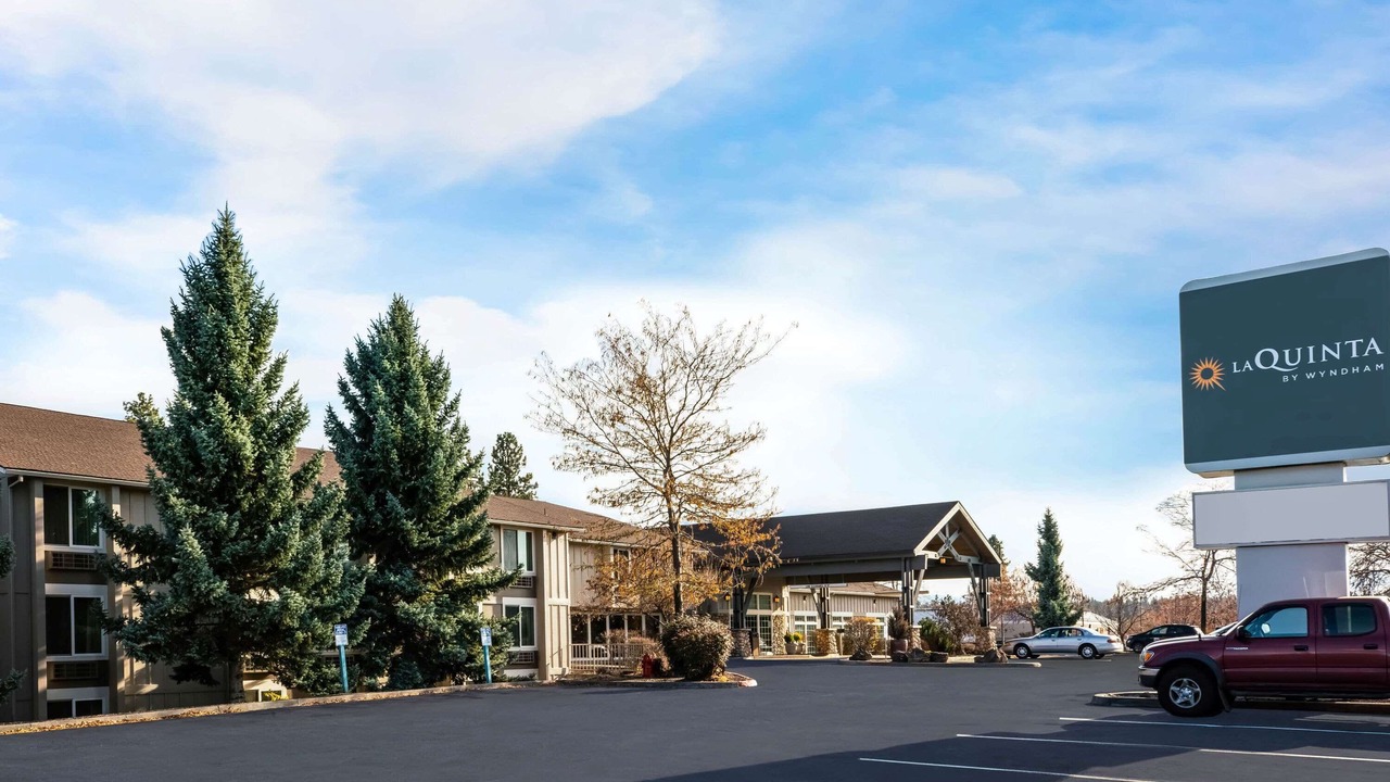 Photo of Outdoor in Old Farm District