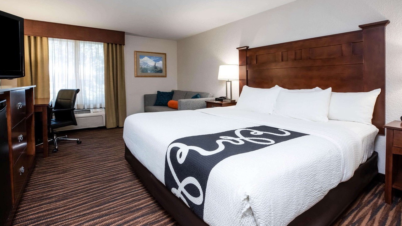 Photo of Bedroom in Old Farm District