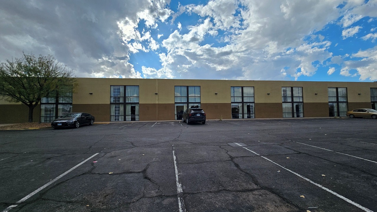 Photo of Others in Roswell