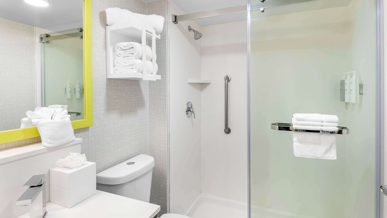 Photo of Bathroom in Castleton