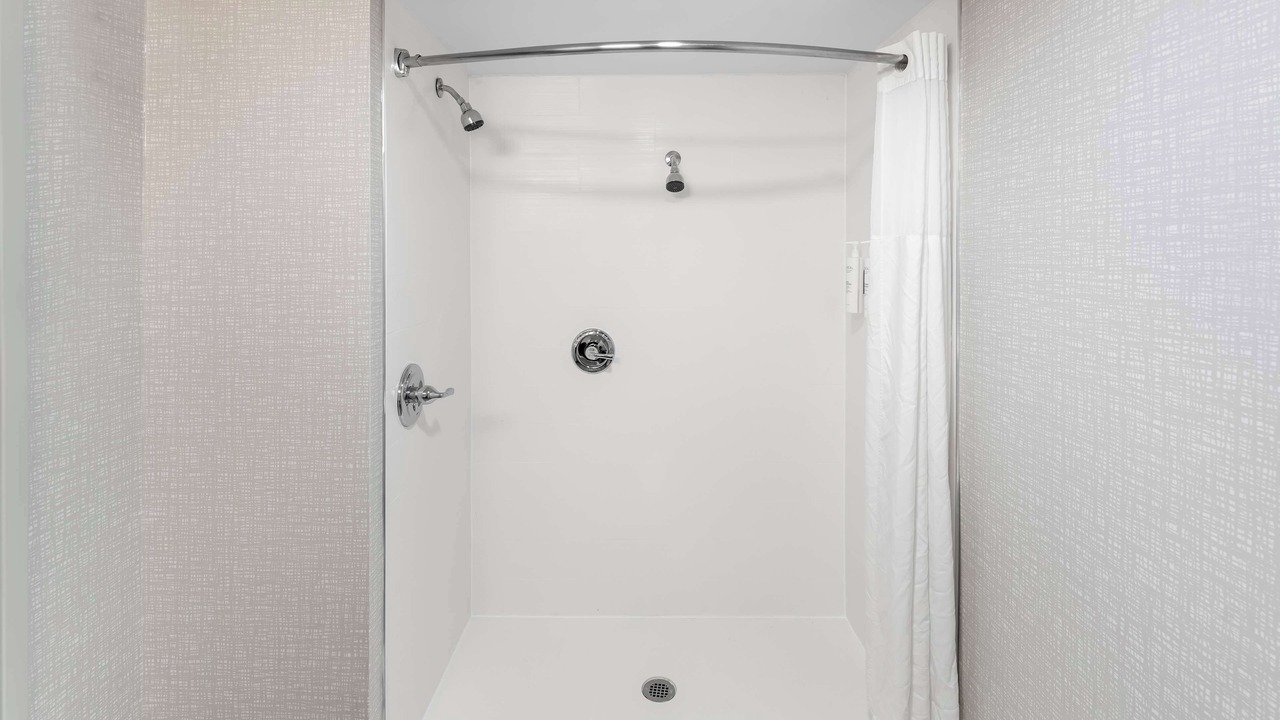 Photo of Bathroom in Castleton