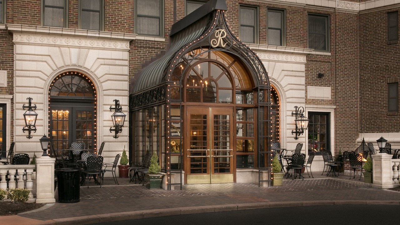 Photo of Buildings in Country Club Plaza Area