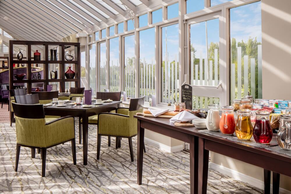 Photo of Others in Hatfield