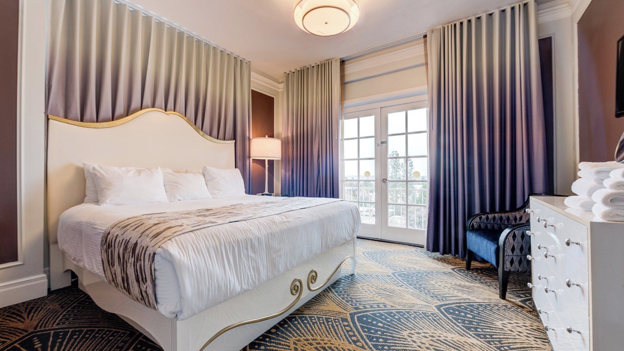 Photo of Bedroom in Park West