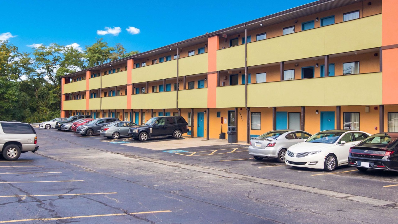 Photo of Outdoor in Monroeville
