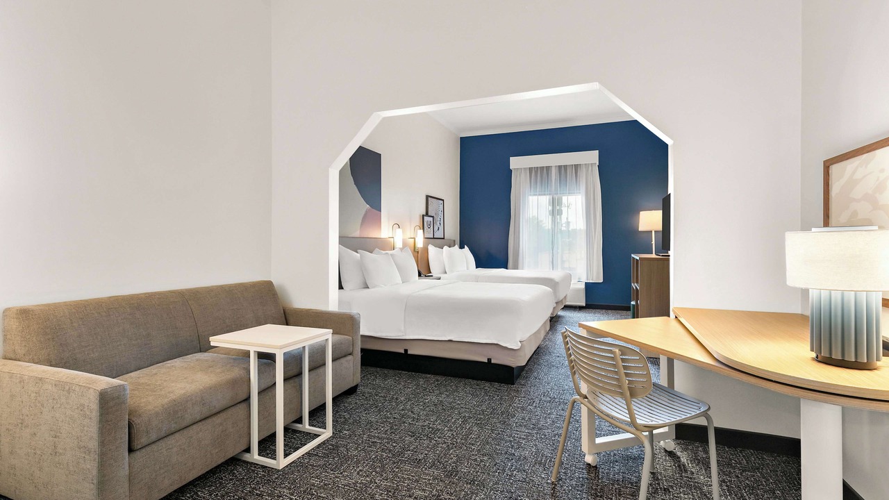 Photo of Others in Commerce