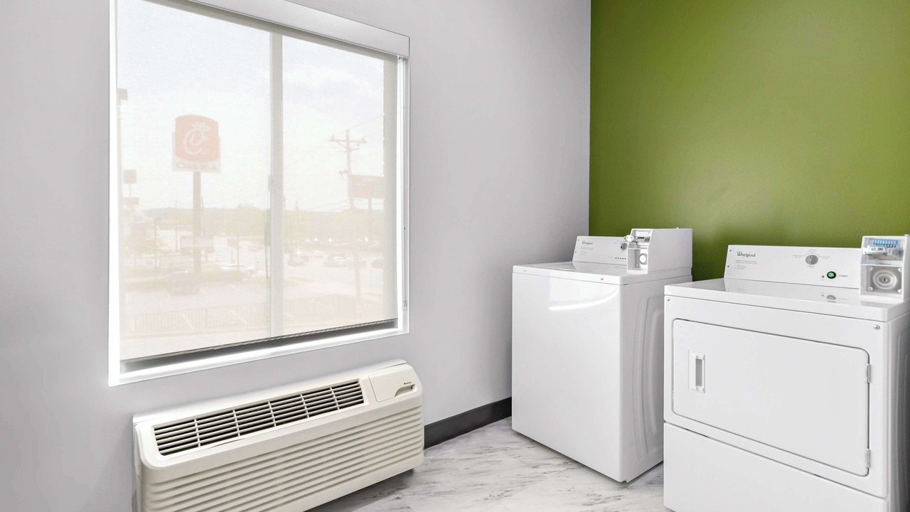 Photo of Bedroom in Commerce