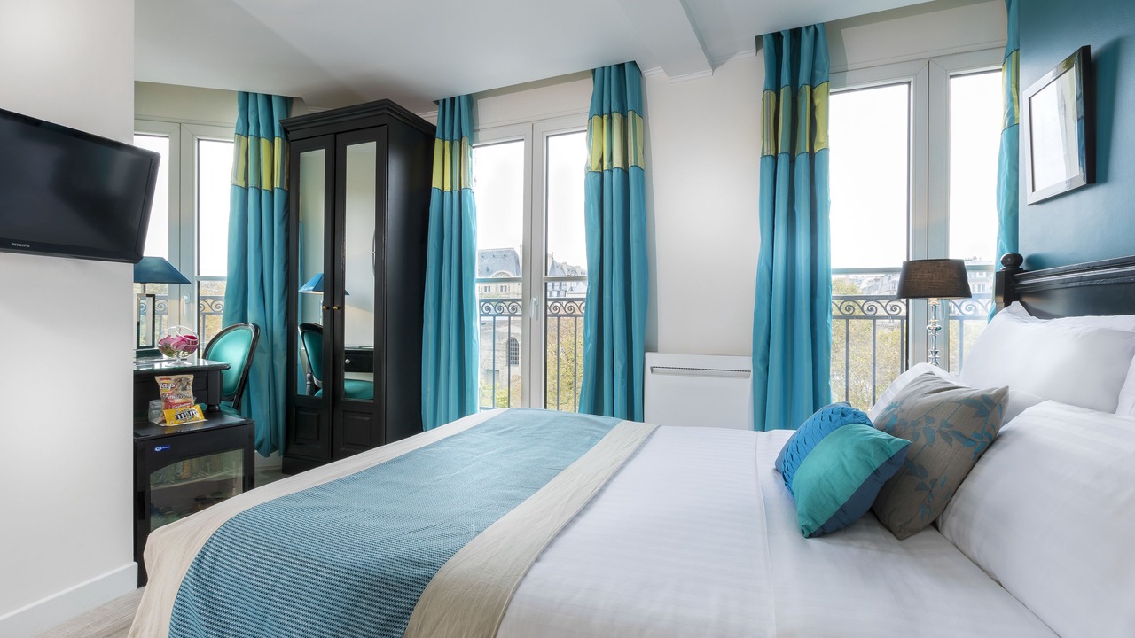 Photo of Bedroom in Sorbonne
