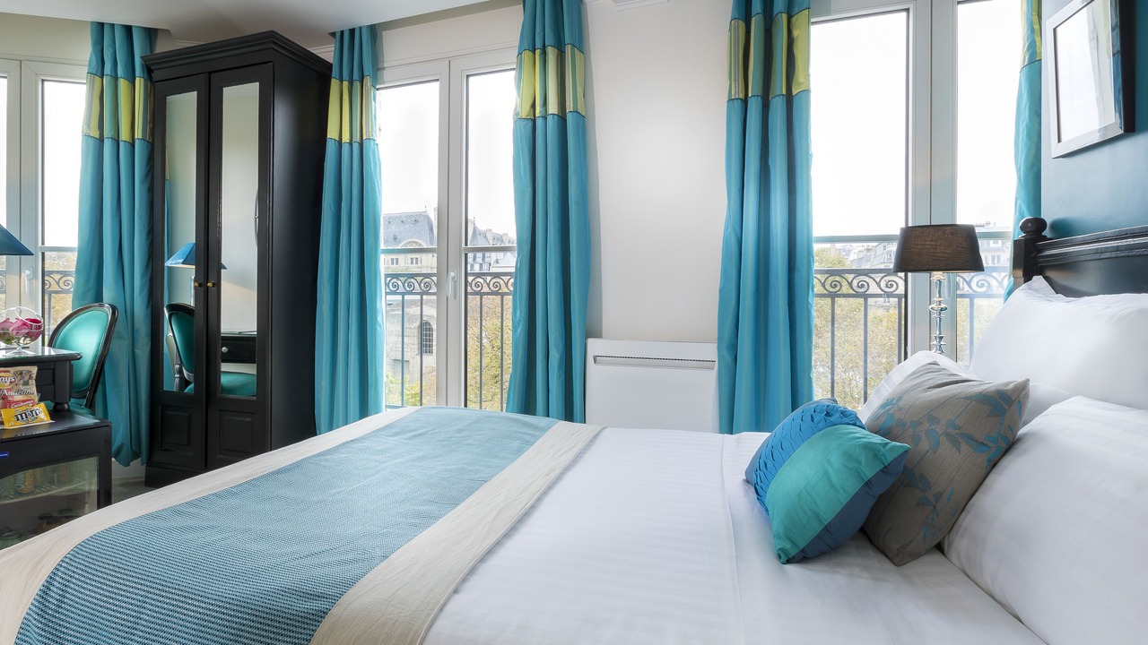 Photo of Bedroom in Sorbonne