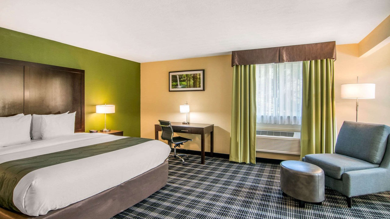 Photo of Others in Albany