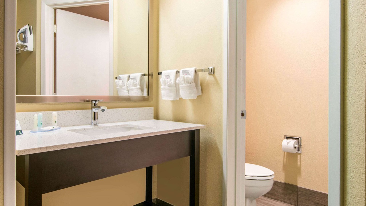 Photo of Bathroom in Albany