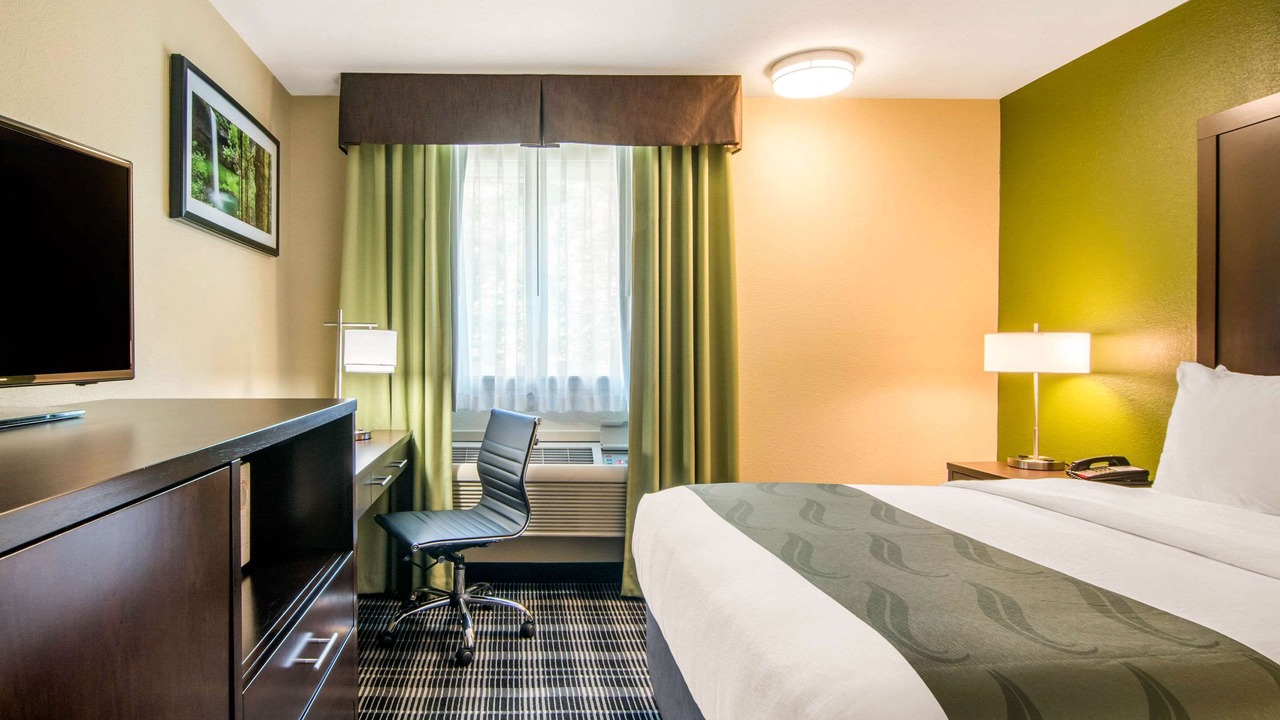 Photo of Others in Albany