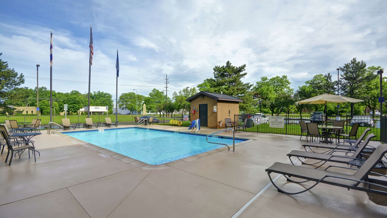 Photo of Outdoor in Madison Heights