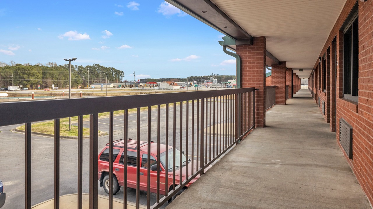 Photo of Outdoor in Emporia
