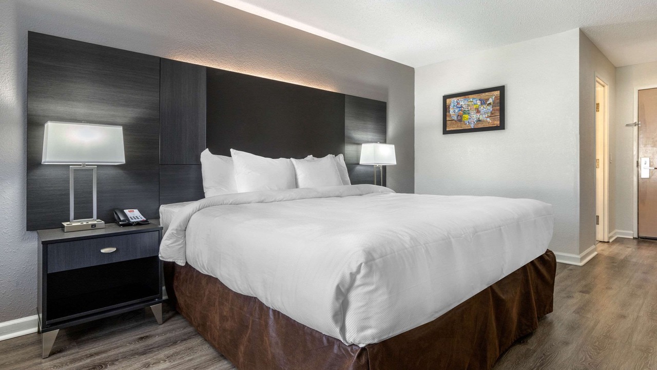 Photo of Bedroom in Red Hill
