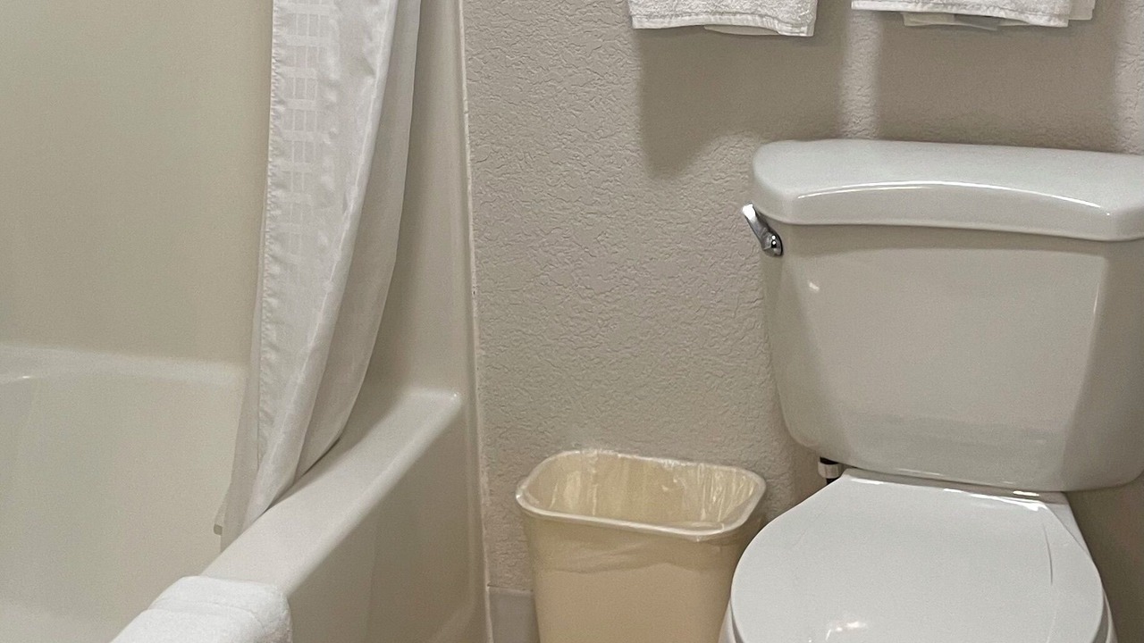 Photo of Bathroom in Gardiner