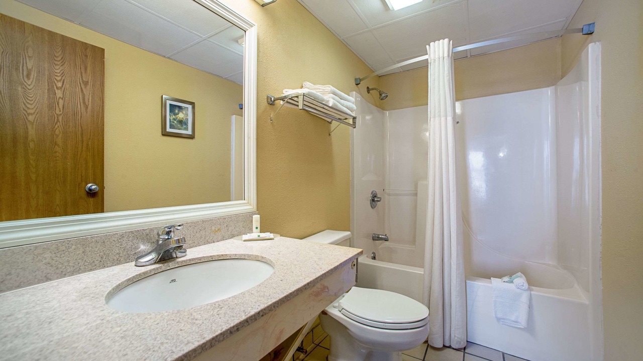 Photo of Bathroom in Pacific