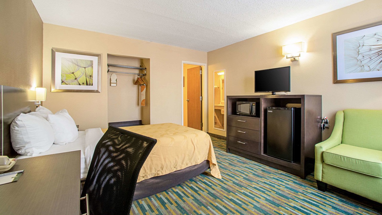 Photo of Bedroom in Pacific