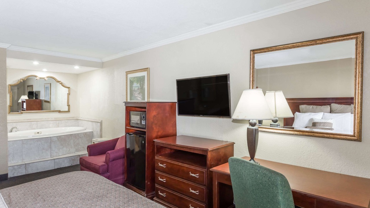 Photo of Bedroom in Destin