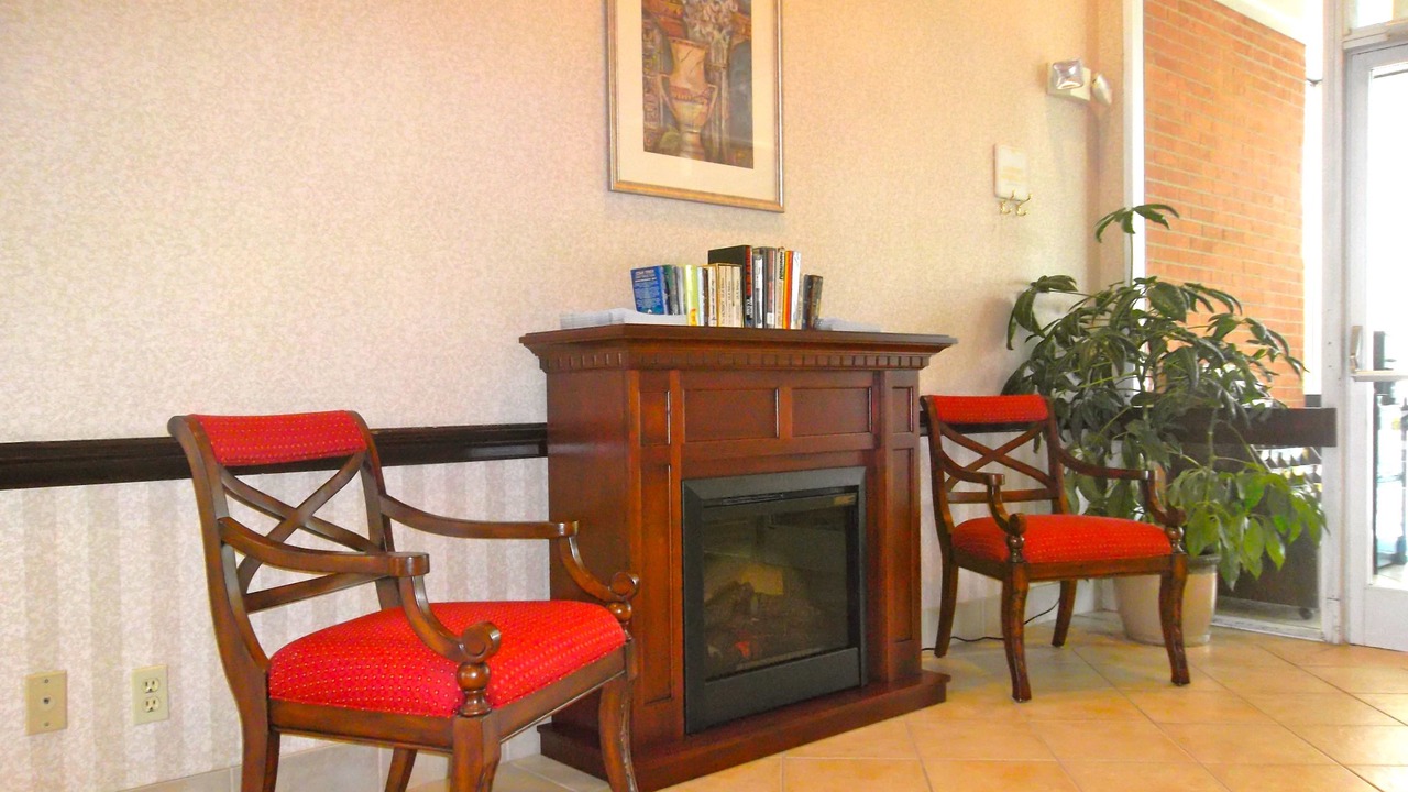Photo of Livingroom in Warrenton