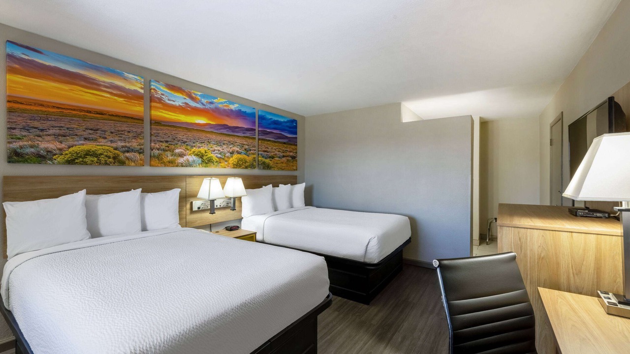 Photo of Bedroom in Roswell