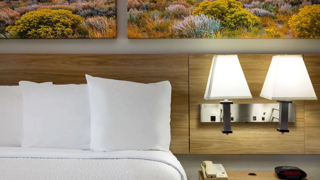 Photo of Bedroom in Roswell
