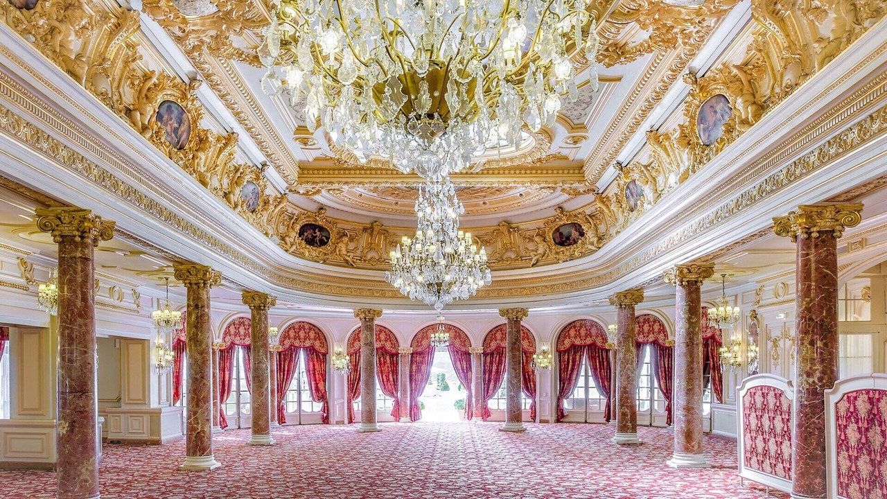 Photo of Others in L'Hermitage