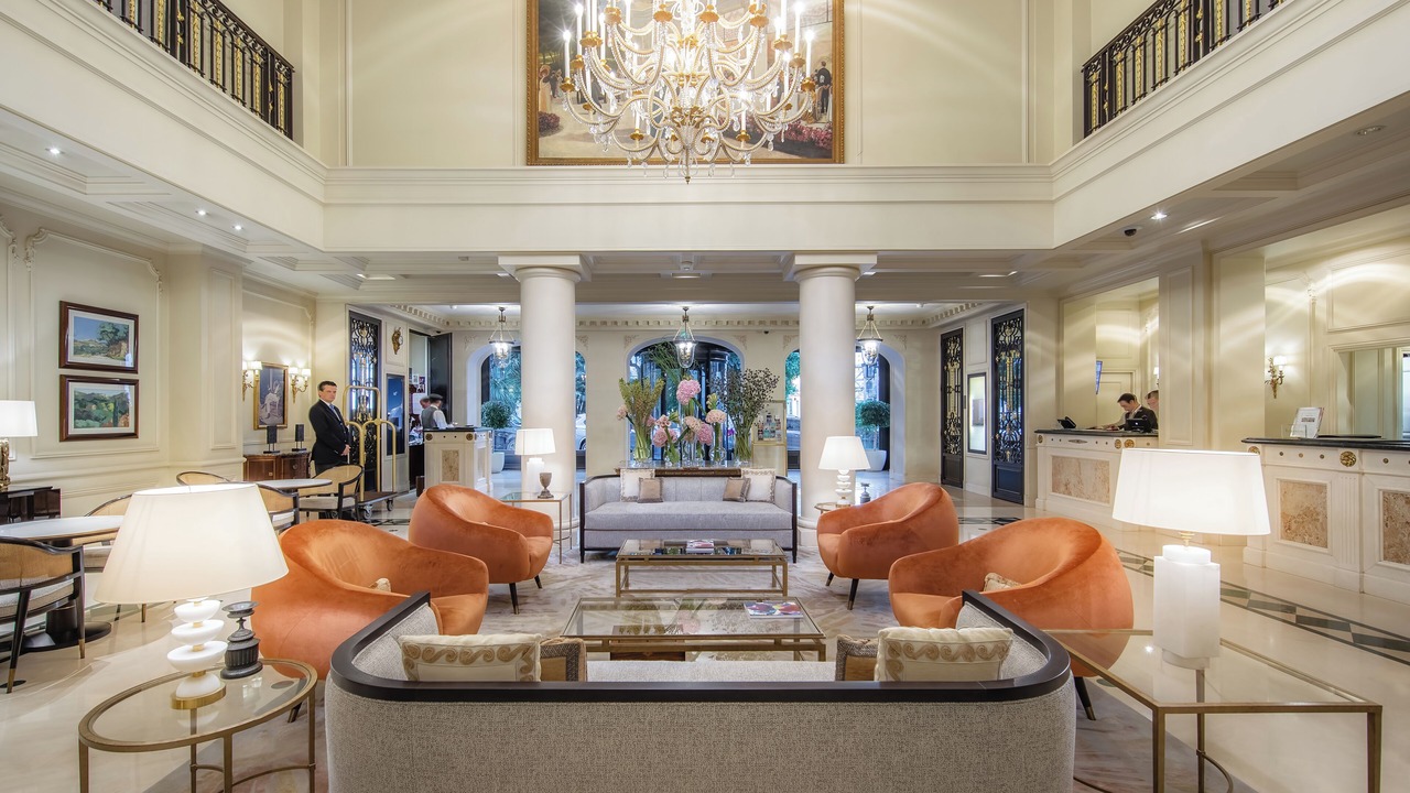 Photo of Others in L'Hermitage