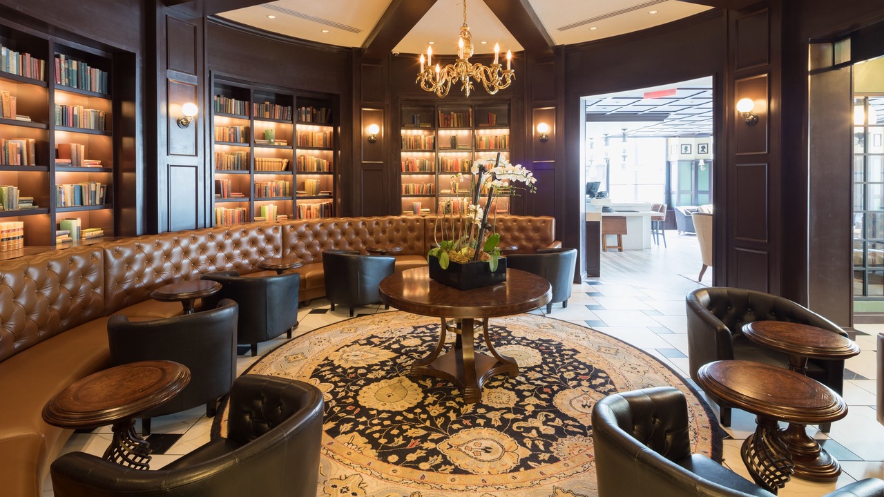 Photo of Others in Downtown Hartford