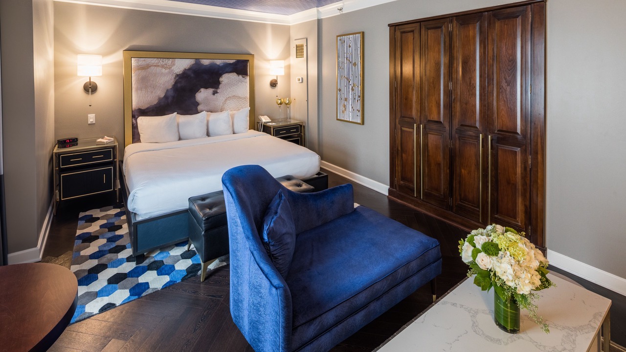 Photo of Others in Downtown Hartford