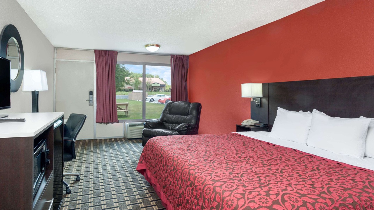 Photo of Bedroom in Cullman