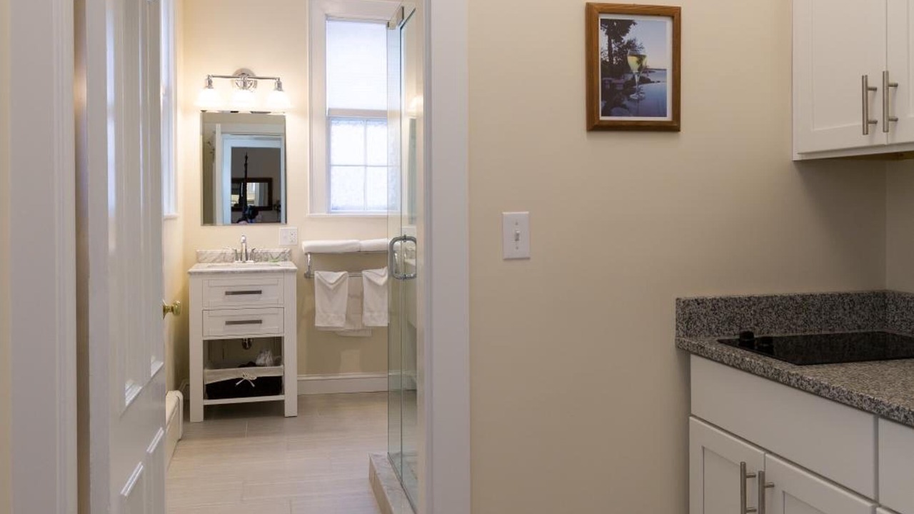 Photo of Others in Salem