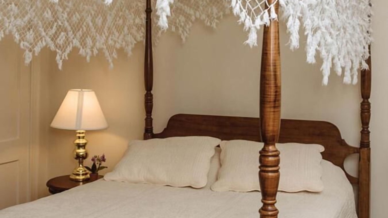 Photo of Others in Salem