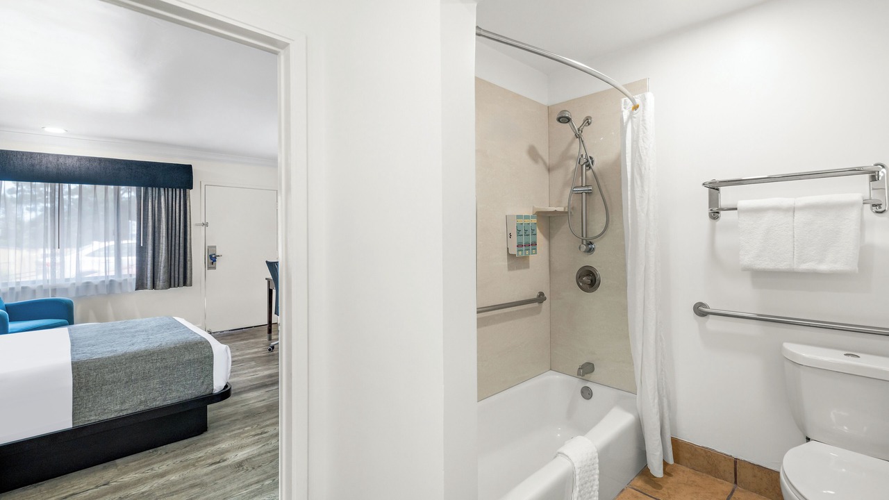 Photo of Bathroom in Munras Avenue