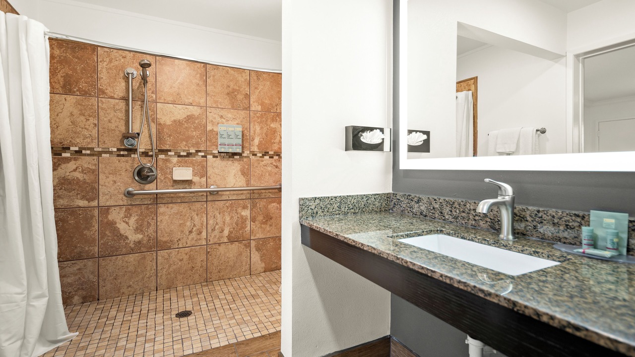 Photo of Bathroom in Munras Avenue