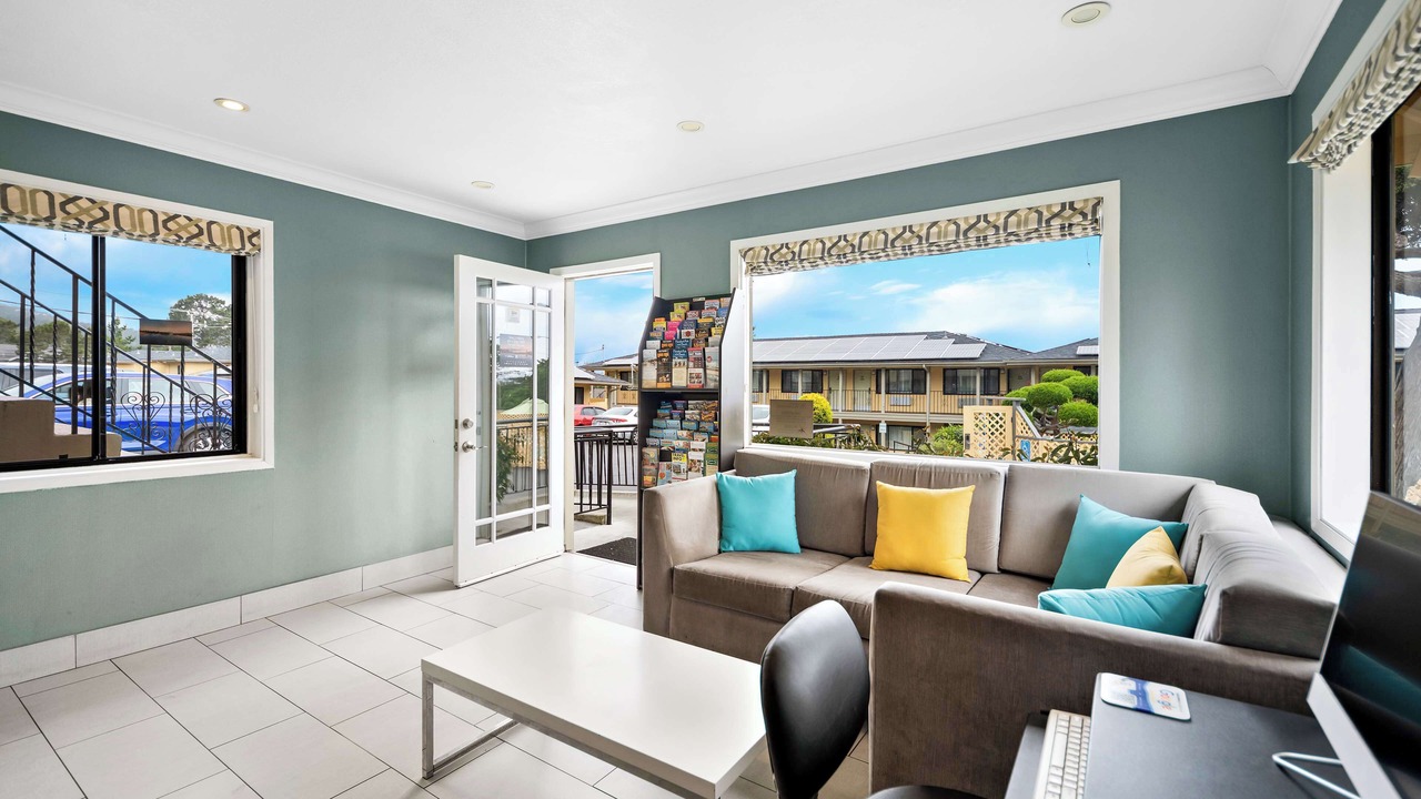 Photo of Livingroom in Munras Avenue