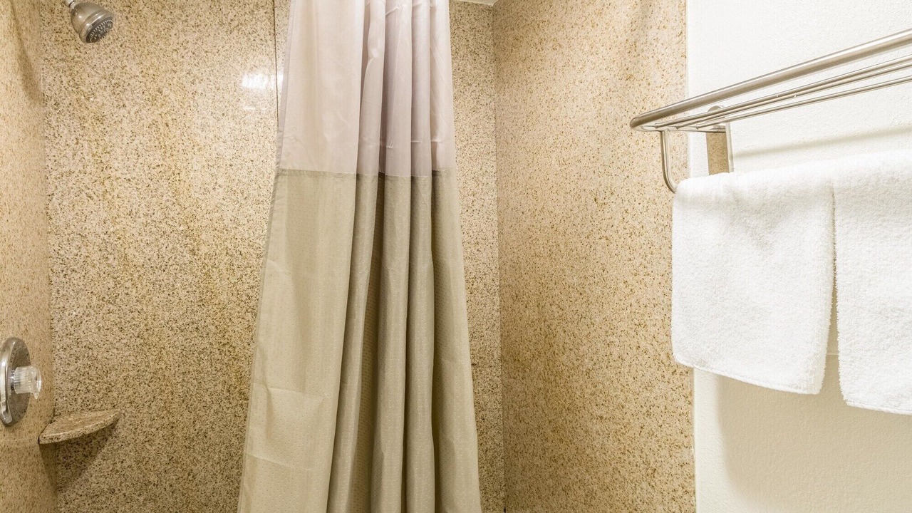 Photo of Bathroom in Grove City