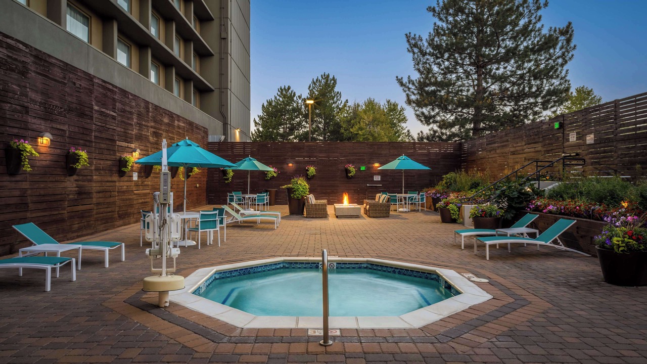Photo of Outdoor in Northeast Park Hill