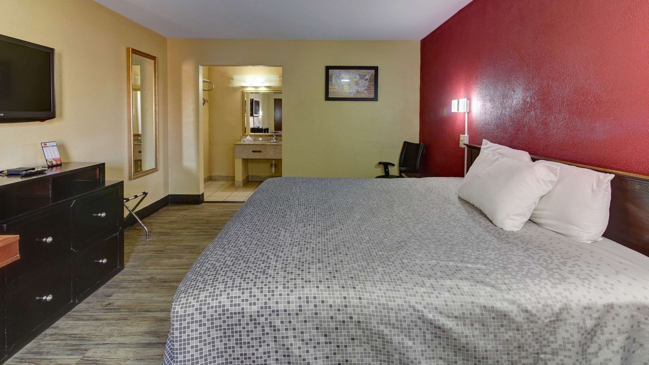 Photo of Bedroom in North Central