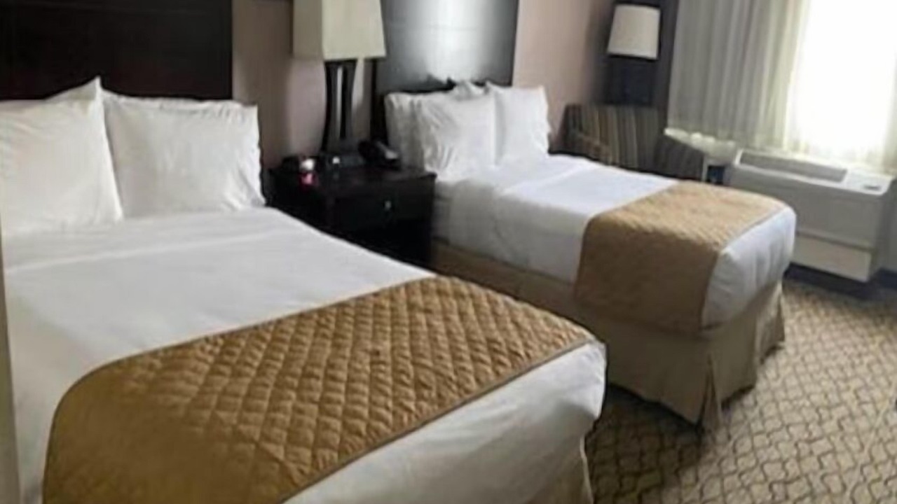 Photo of Bedroom in Fort Lee