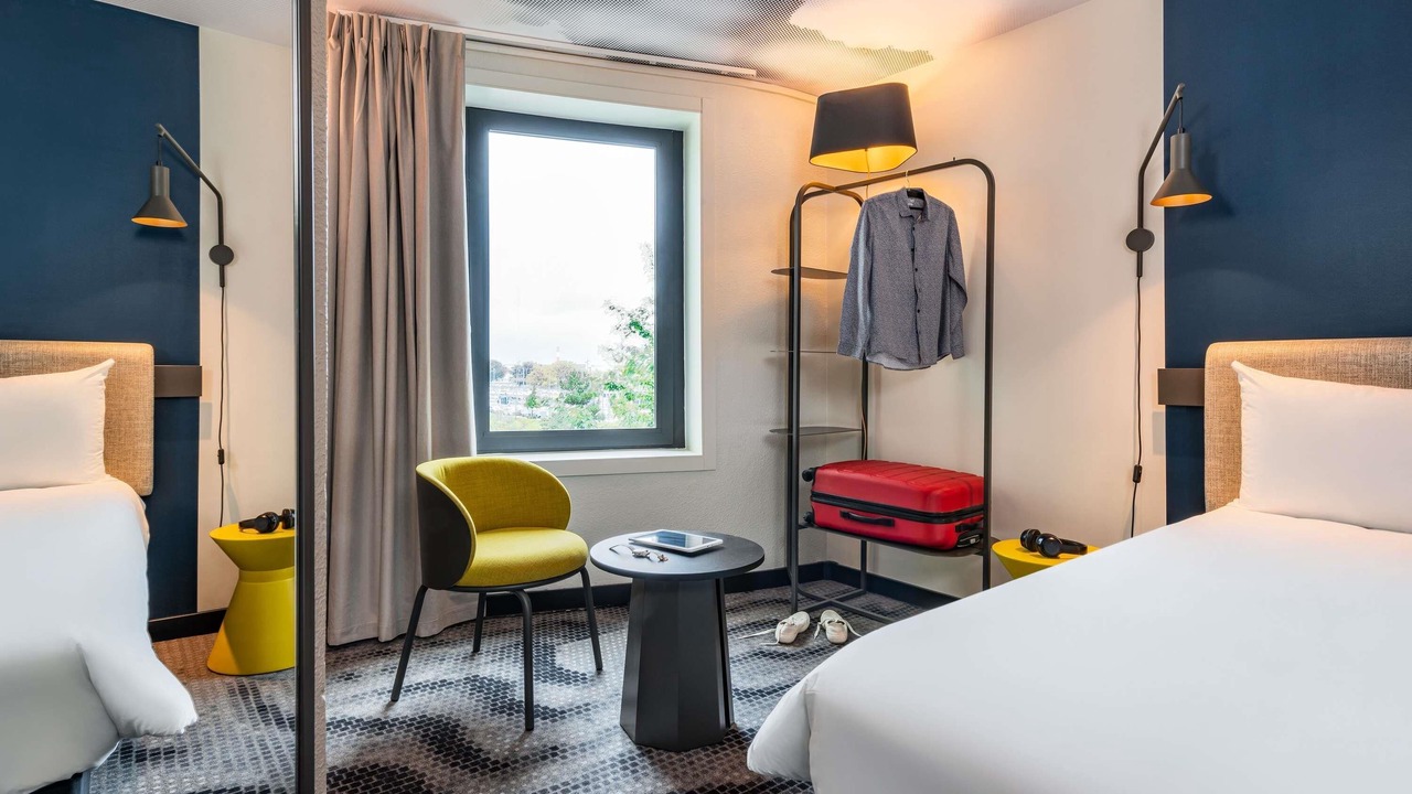 Photo of Bedroom in Orly