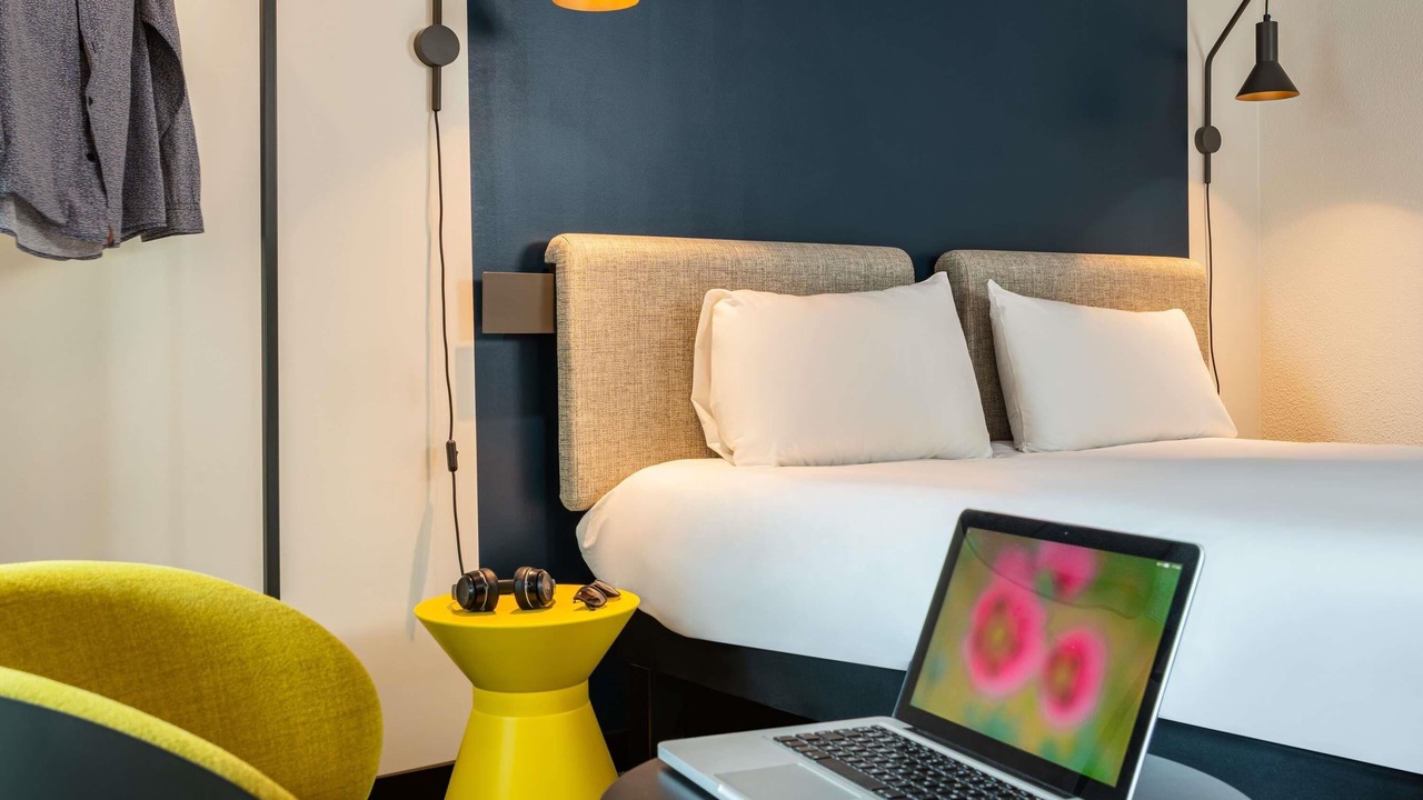 Photo of Bedroom in Orly